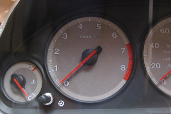 Tachometer_2011_honda_civic