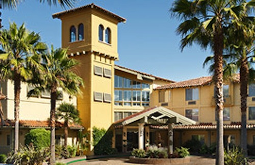 The Pruneyard Plaza Hotel provides luxury accommodations for overnight visitors