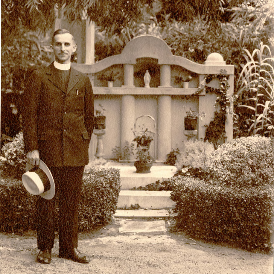 Rev. Spearman at the home of his parents in Wheaton, Ill