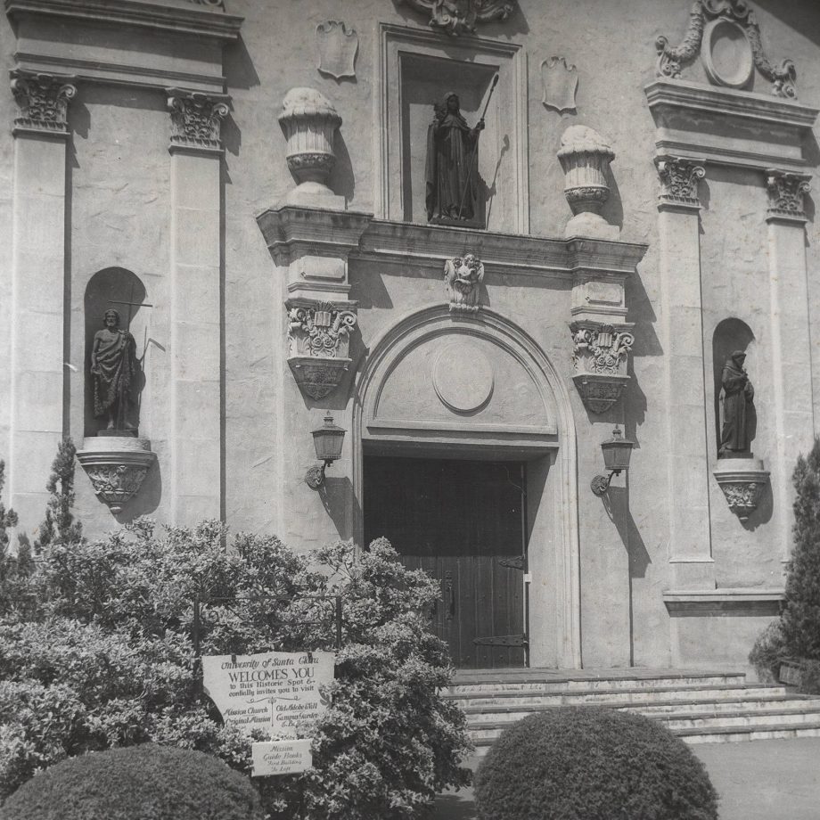 close up of mission santa clara