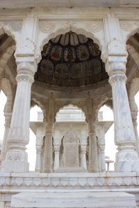 We stopped at this beautiful royal burial ground for generations of royal families in Bikaner while on the way back from Napasar. Rajasthani architecture often reflects Mughal architecture, prominently featuring beautiful arches as pictured.